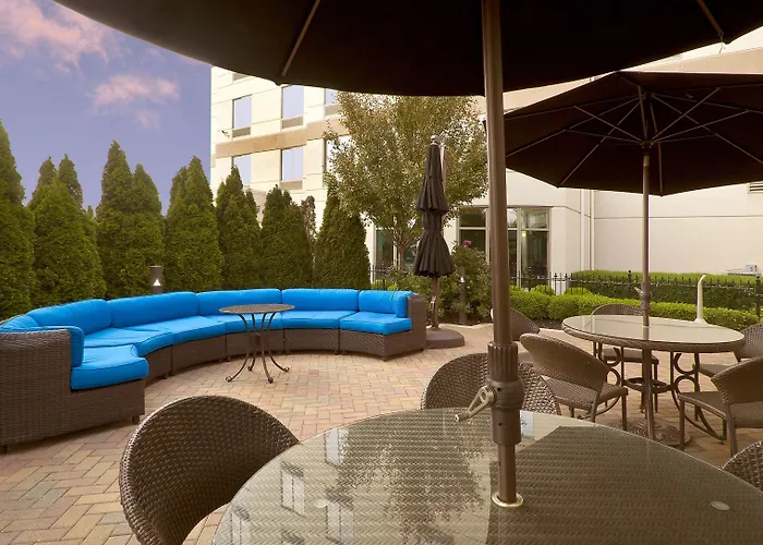 Hilton Garden Columbus-university Area Hotel