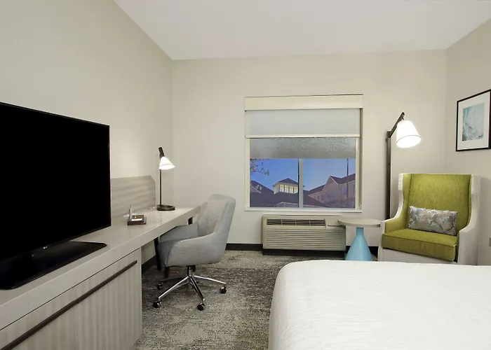 Hilton Garden Columbus-university Area Hotel 3*